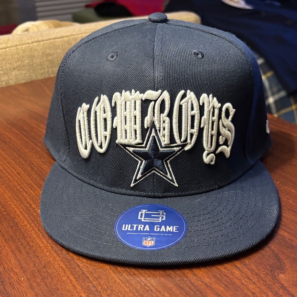 NWT NFL Ultra Game Dallas Cowboys Old English Baseball Cap One Size Navy/White